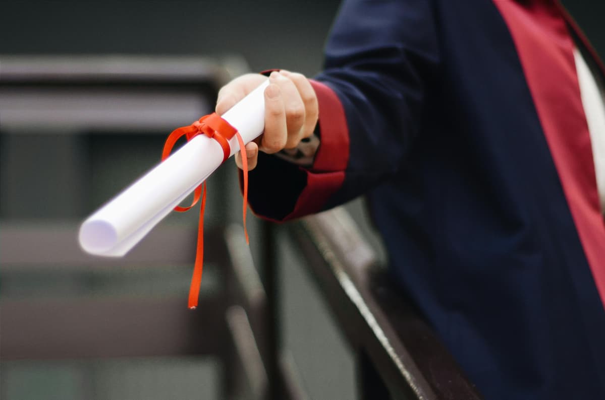 🎓 Scholarship Applications Now Open